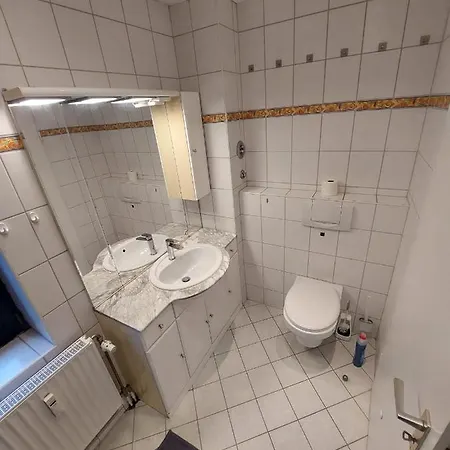 Zentral Lägenhet